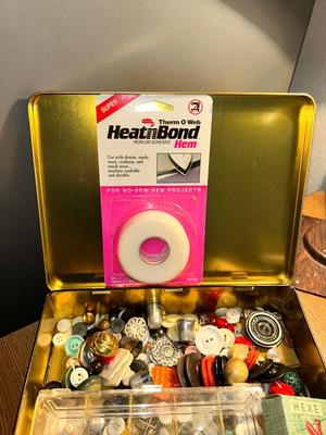 VINTAGE BUTTON, THIMBLES AND SCISSORS