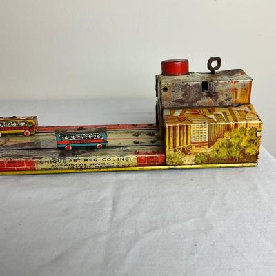 D914 Antique Unique Art Manufacture Co. Lincoln Tunnel Tin Toy