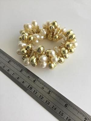 Beautiful stretchy fashion bracelet