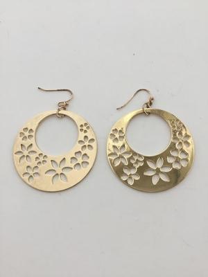 Unmarked gold tone hoop earrings