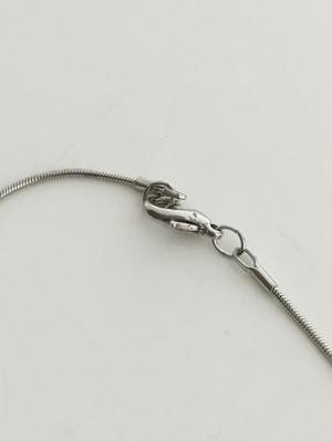 Unmarked beautiful fashion necklace