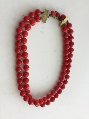 Vintage red beaded 2 layer fashion necklace