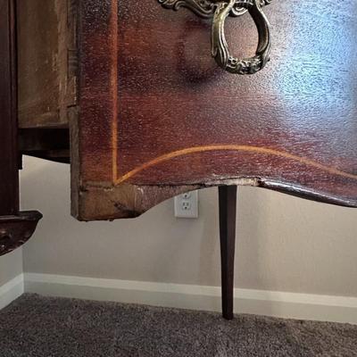 Beautiful Antique Oak Vanity with 5 drawers