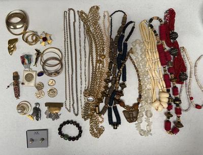Stunning Beaded Necklaces, Golden Nugget Pendant, Bangles & More (ST-HS)