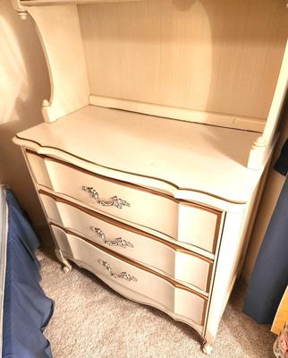 Lot #158 Vintage French Provincial Chest/Bookcase Combo