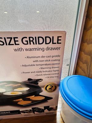 NIB FABERWARE FAMILY SIZED ELECTRIC GRIDDLE, TUPPERWARE, ANCHOR HOCKING AND OTHER STORAGE CONTAINERS