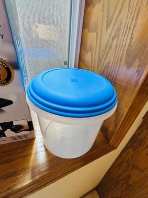 NIB FABERWARE FAMILY SIZED ELECTRIC GRIDDLE, TUPPERWARE, ANCHOR HOCKING AND OTHER STORAGE CONTAINERS