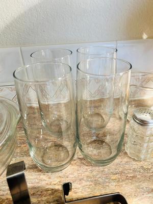MISC KITCHEN GLASSWARE AND OTHER ITEMS