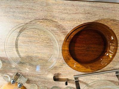 MISC KITCHEN GLASSWARE AND OTHER ITEMS