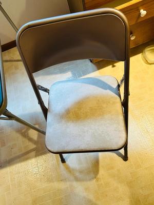 2 FOLDING SAMSONITE CARD TABLES AND 8 CHAIRS