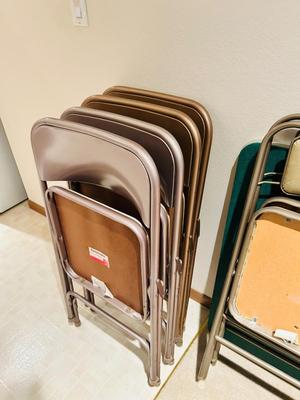 2 FOLDING SAMSONITE CARD TABLES AND 8 CHAIRS