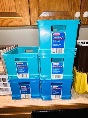 STORAGE TOTES AND BASKETS
