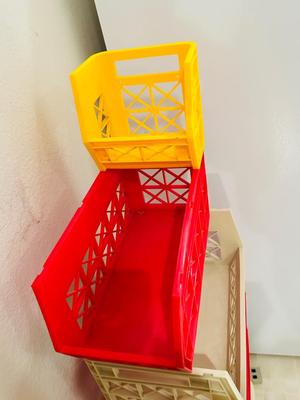 HEAVY DUTY STACKABLE STORAGE CRATES