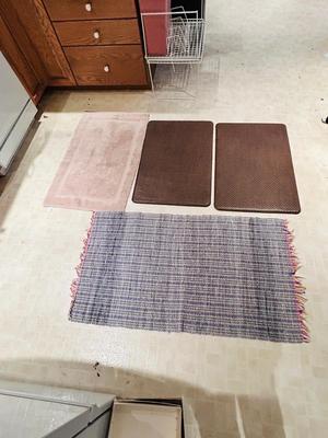 2 ANTI FATIGE MATS, 1-HAND WOVEN RUG, & 1 BATH RUG