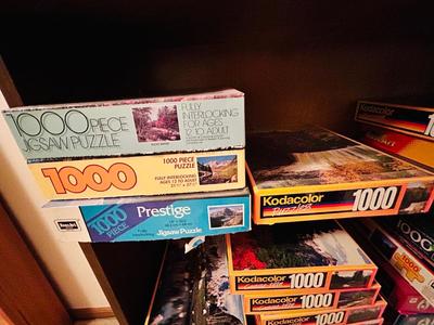 MCM SHELF FULL PUZZLES AND GAMES