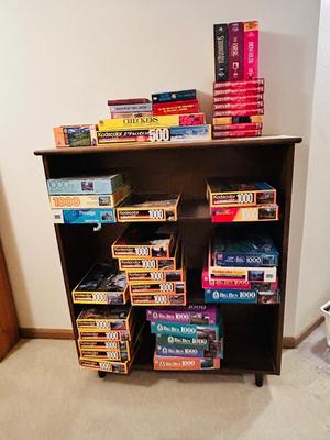 MCM SHELF FULL PUZZLES AND GAMES