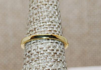 Size 6 ½ Pear Cut AMBER Colored Ring with a Pear Surround on a Gold Tone Band (2.9g)
