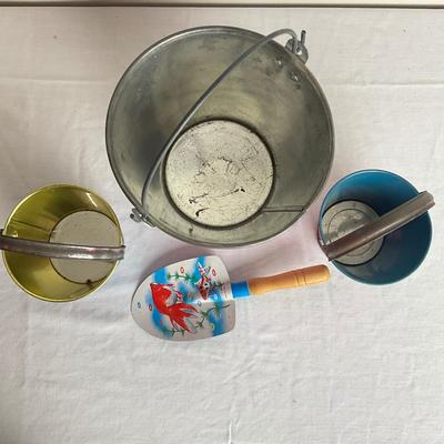 D920 Lot of J. Chein Metal Decorative Sand Pails