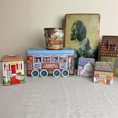 D957 Lot of Vintage Tin Candy Boxes and German Houses
