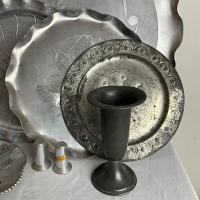 D959 Lot of Aluminum Platters, Coasters, Vase