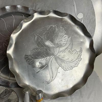 D959 Lot of Aluminum Platters, Coasters, Vase