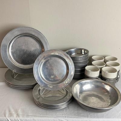 D960 Large Lot of Wilton Armetale Pewter ware