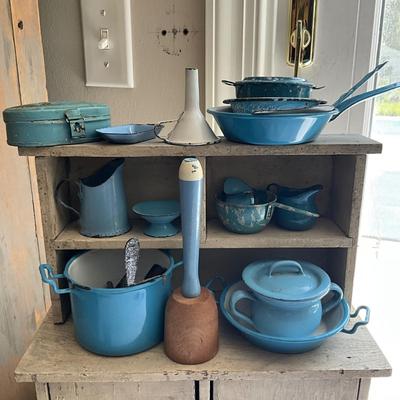 D961 Antique Doll Furniture with Miniature Enamelware Accessories