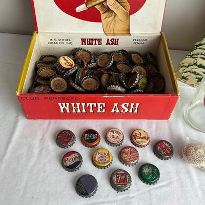 D973 Vintage PEPSI-COLA Advertising with Bottle Caps and Bottle