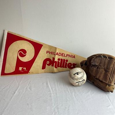 D975 Vintage Phillies Pennant with Glove and Softball