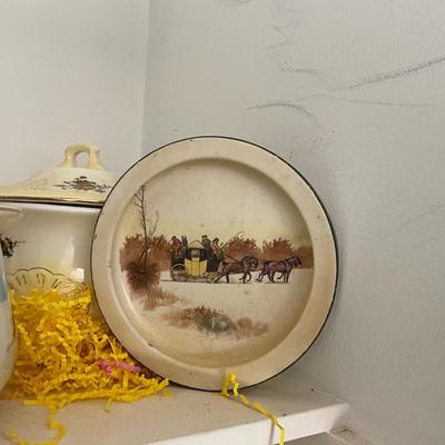D976 Lot of Vintage Stage Coach Wash Set with Framed Print