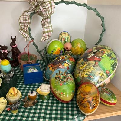 D977 Lot of Victorian Easter Decorations