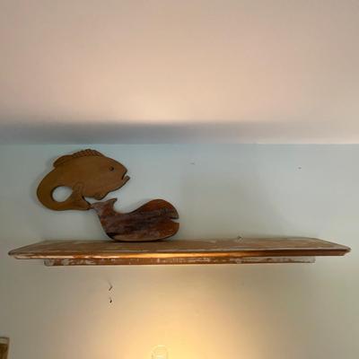 D985 Antique Pine Distressed Shelf with 2 Cutout Fish Boards