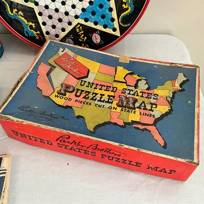 D986 Lot of Vintage Toys