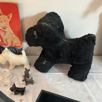 D993 Antique Steiff Scotty Dog with Various Scotty Collectibles
