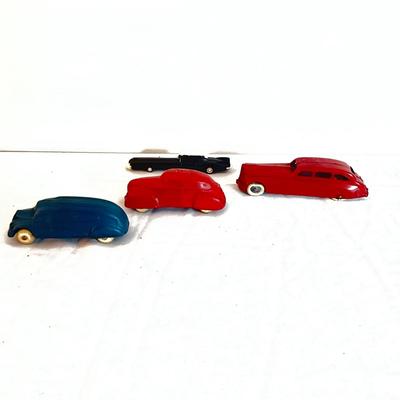 D995 Lot of Vintage Tootsie, Sun Rubber Co. Toy Cars