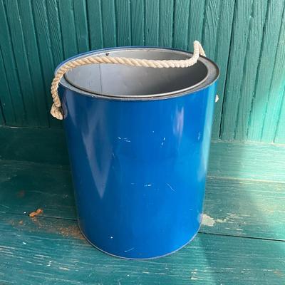 P1011 Vintage 1972 Ford 300-500 Club Insulated Cooler and Plated Bowl