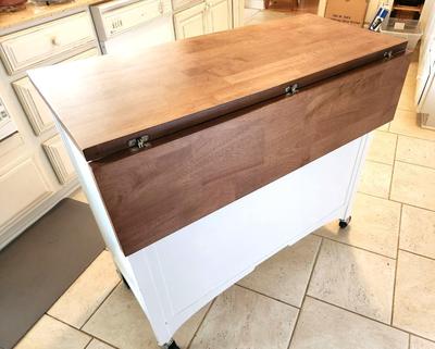 Lot #188 Contemporary Rolling Kitchen Island - good condition