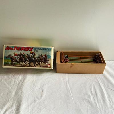 G1052 Antique Shinsei Mini Derby Toy