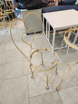Lot #198 Antique Ice Cream Table/Chair Set