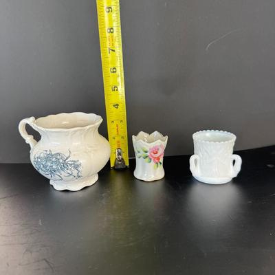 Small Vintage Ceramic Bowls
