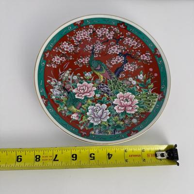 Imari ware plate