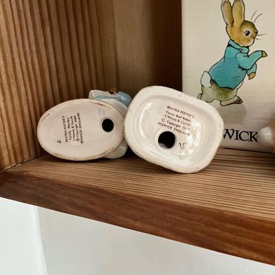 UBA1256 Lot of Beatrix Potter Beswick Bunny Figurines