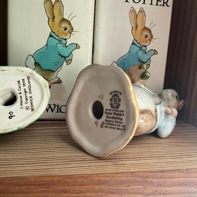 UBA1256 Lot of Beatrix Potter Beswick Bunny Figurines