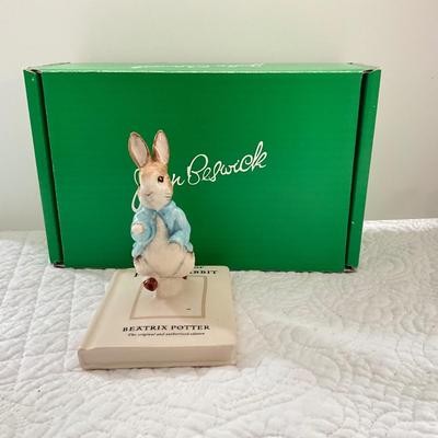 UBA1268 Beatrix Potter 100th Anniversary Peter on his Book Figurine