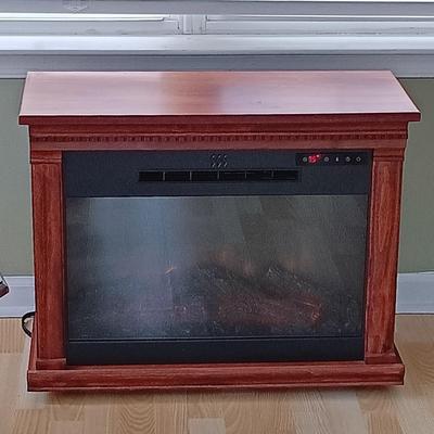 LOT 12: Heat Surge Electrical Fireplace 1500W Model S8