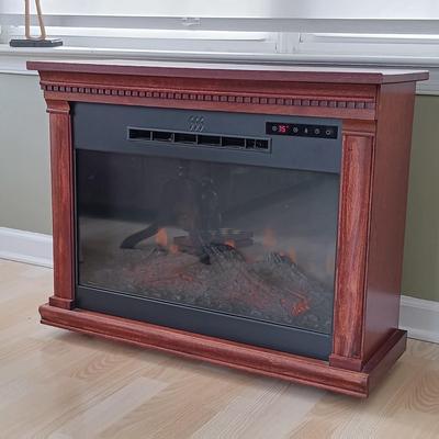 LOT 12: Heat Surge Electrical Fireplace 1500W Model S8