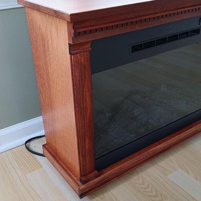 LOT 12: Heat Surge Electrical Fireplace 1500W Model S8
