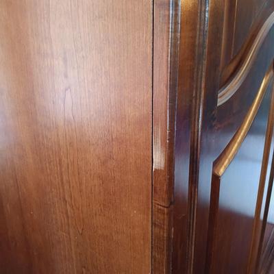 LOT 16: Wood Entertainment Center Cabinet