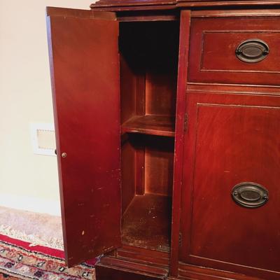 LOT 17: Vintage Breakfront China Cabinet