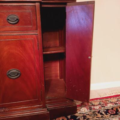 LOT 17: Vintage Breakfront China Cabinet